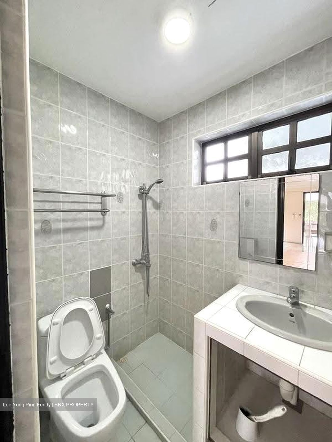 Pasir Ris Beach Park (D18), Terrace #631071441